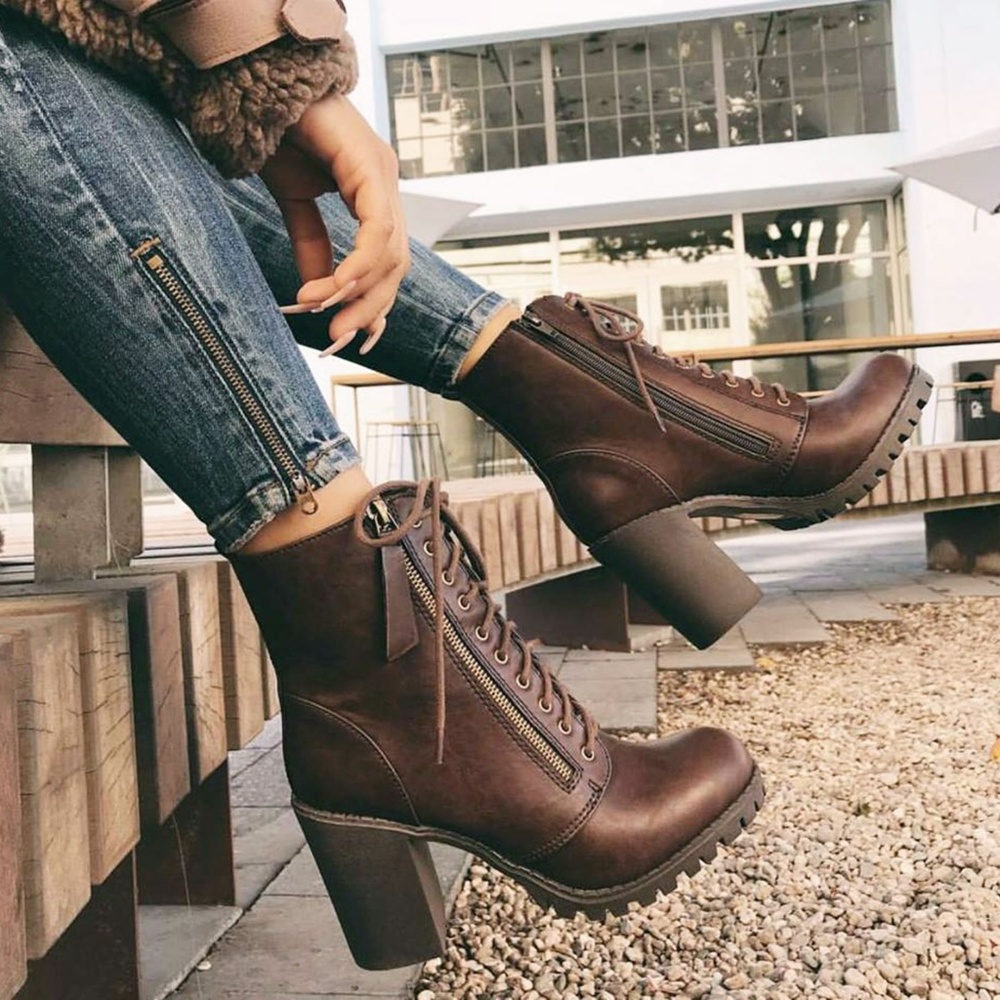 New Brown Lace Up Combat Ankle Booties Boots Chunky Block Heel Lug Sole Platform - Picture 1 of 5